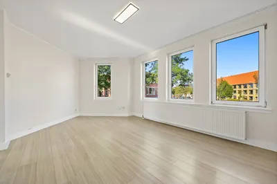 Tienhovenselaan 4, 2574SX, Den Haag, Zuid-Holland