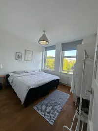 Van Tuyll van Serooskerkenweg, Amsterdam