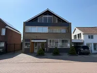 Kerkstraat 16, Hank