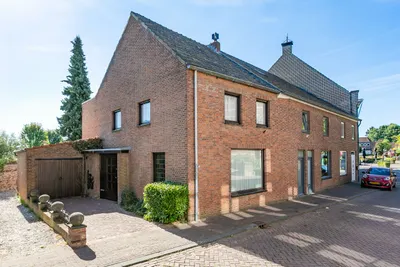 Raadhuisstraat 13, 6438GZ, Oirsbeek, Limburg