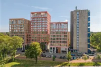 Claus Sluterweg, Haarlem