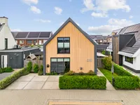 Christinastraat 36, Urk