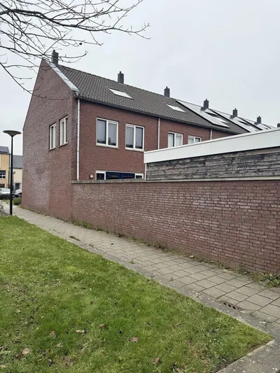 Spinsteen , 1948CN, Beverwijk, Noord-Holland