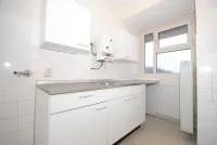 Nevenstede, Den Haag