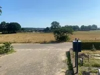 Eindweg, Middelaar