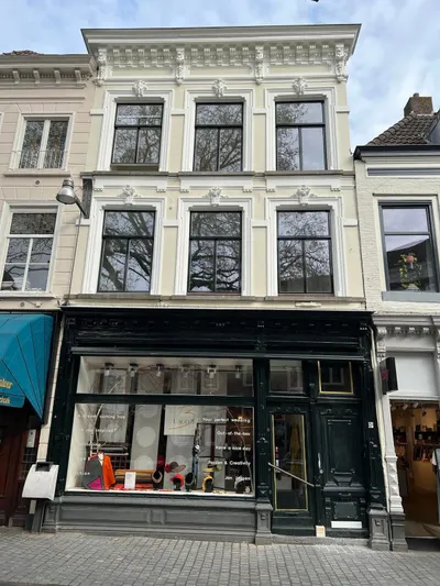 Veemarktstraat , 4811ZC, Breda, Noord-Brabant