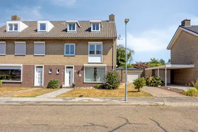 1213-laan 5, 6373EJ, Landgraaf, Limburg