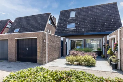 Ravelstraat 132, 4614XH, Bergen Op Zoom, Noord-Brabant