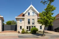 Binnenkamer 42, Tholen