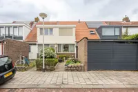 Bernhardstraat 11, Rhoon