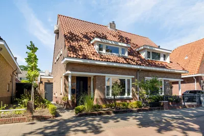 Zandstraat 111, 4614CC, Bergen op Zoom, Noord-Brabant