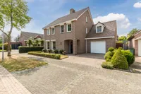 Pastoor Obersstraat 32, Weert