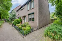 Zaaren 167, Rijen