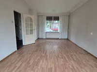 Julianastraat 27, Halsteren