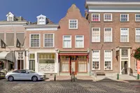 Rogstraat 28, Grave
