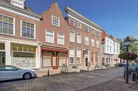 Rogstraat 28, Grave
