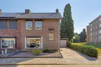 Burg. Heijnenstraat 6, Sittard