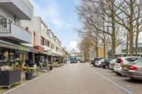 Raadhuisplein, Son en Breugel