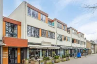 Raadhuisplein, Son en Breugel