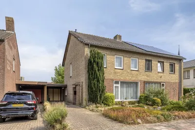 Burgemeester van de Loostraat 10, 6325BW, Berg En Terblijt, Limburg