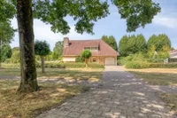 Kanunnik Daemenstraat 36, Mierlo