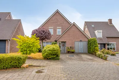 Gaarstraat 62, 6121HG, Born, Limburg