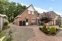 Lek 21, Hoogeveen