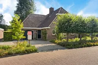 Oosterhoek 8, Tuk