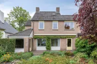 Beatrixlaan 30, Asten