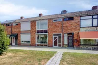 Zeelandiastraat 8, Sas Van Gent