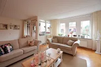 Veldweg, Bussum