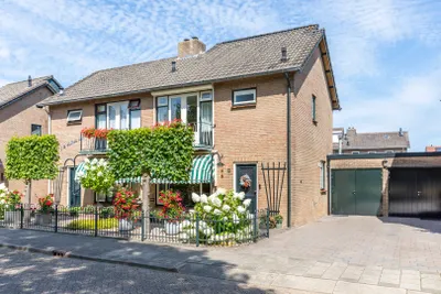 Mesdagstraat 17, 4041HC, Kesteren, Gelderland