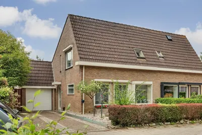 Esdoornstraat 46, 4431DE, 's-gravenpolder, Zeeland