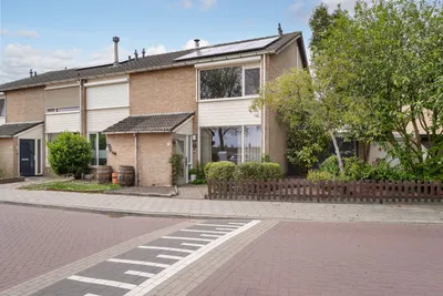 Esdoornstraat 73, 4388PJ, Oost-souburg, Zeeland