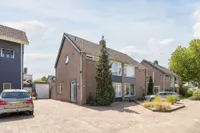 Eenlandsweg 46, Halsteren