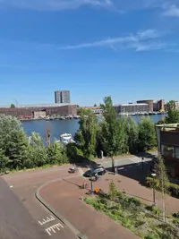 Baron G.A. Tindalplein, Amsterdam