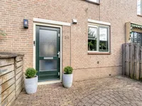 Damastbloem 30, Breukelen