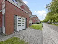 Het Spoor 34, Houten