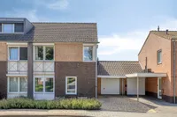 Sint Lambertusstraat 1, Mheer