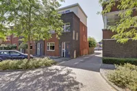 Zeldenrustlaan 18, Raamsdonksveer
