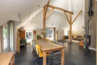 Bloemberg 34, Veeningen