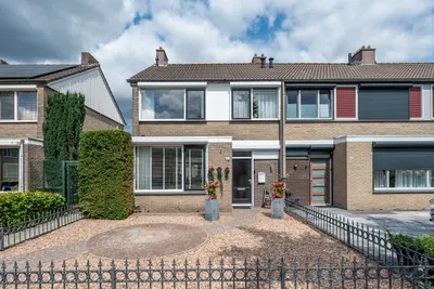 Smirnoffstraat 18, 5703GH, Helmond, Noord-Brabant