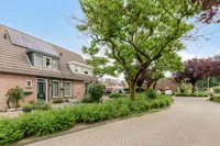 Glazenmakershof 9, Angeren