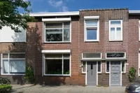 Pastoor van Eekelenstraat 12, Bergen op Zoom