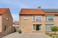 De Vang 8, Hapert