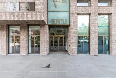 Van der Hoevenplein , 3072MK, Rotterdam, Zuid-Holland