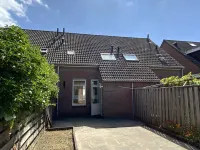 Dokter van Wieringenstraat 11, Waardenburg