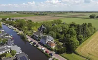 Broekergouw, Amsterdam