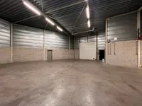 Stikker 24, Asten