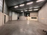 Stikker 24, Asten